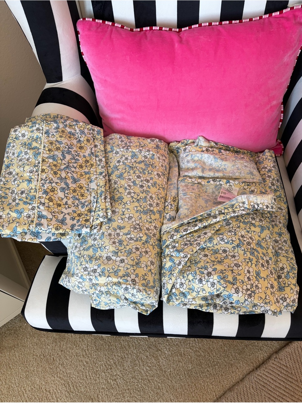 Martha Stewart 100% cotton sheets. Washed but never used.